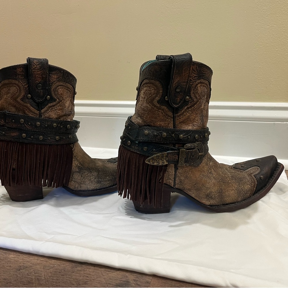 Corral Brown Leather Cowboy Boots with Fringe